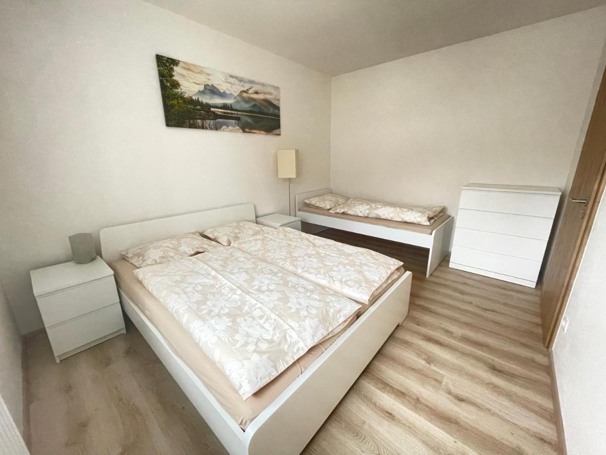Apartman Hm Horní Maršov Exteriör bild