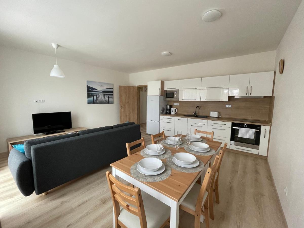 Apartman Hm Horní Maršov Exteriör bild