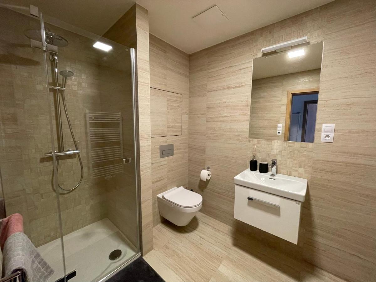 Apartman Hm Horní Maršov Exteriör bild